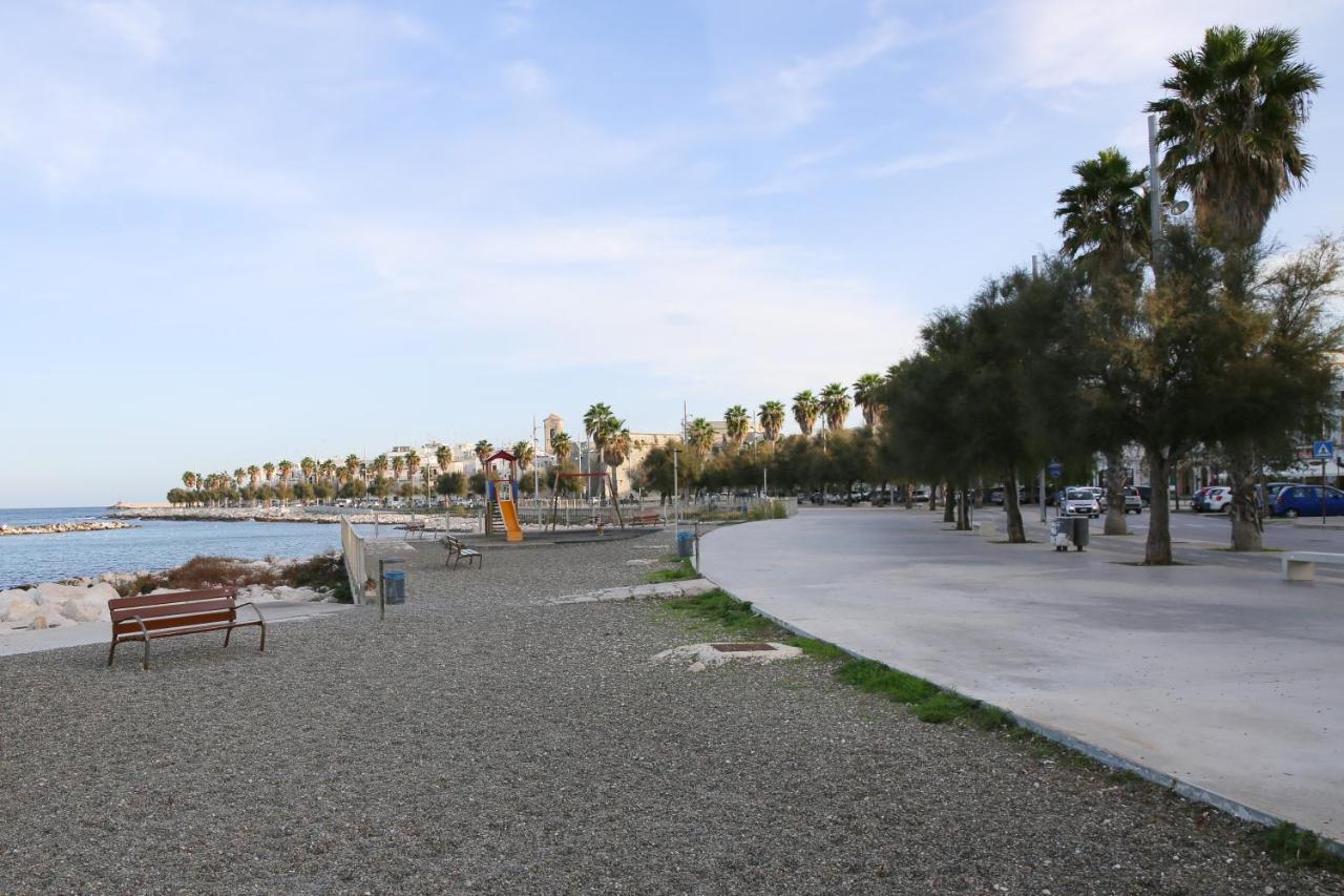 Casa Cala Portecchia Мола-ди-Бари Экстерьер фото